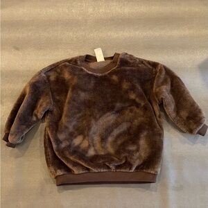 H & M Cozy Plush Crewneck Sweatshirt - Brown. Size 18M
